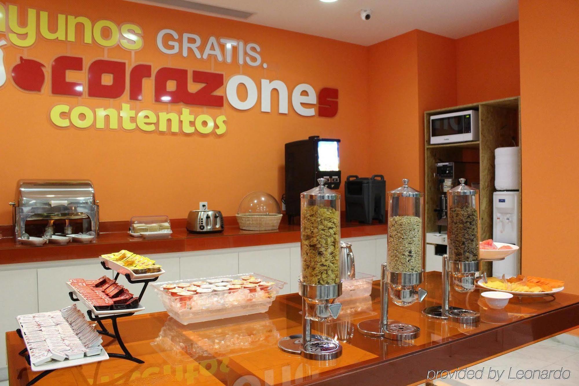 Hotel One Guadalajara Tapatio Tlaquepaque Esterno foto